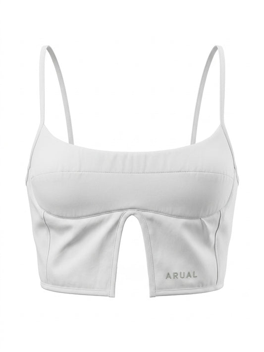 Top Blanco Minimalista con Corte Frontal