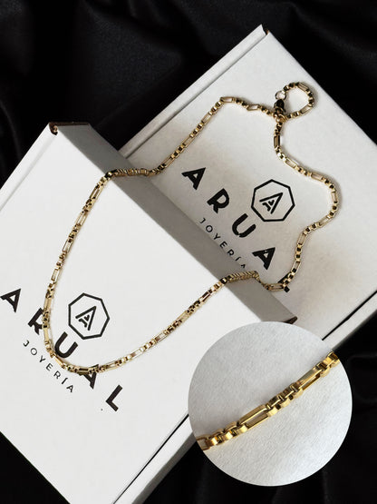 THALÍA: "Mi risa es mi amuleto de luz."