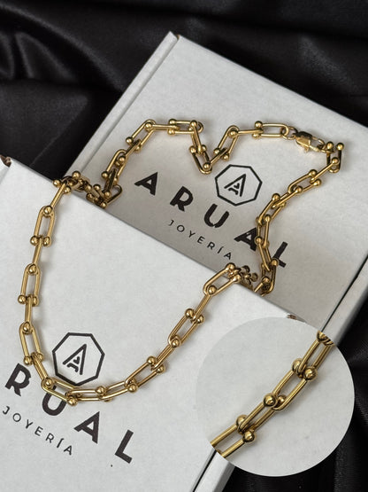 “COMBO PODEROSA” Cadena + pulsera